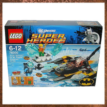 Load image into Gallery viewer, LEGO DC 76000 Arctic Batman Vs Mr Freeze Aquaman on Ice Construction Set