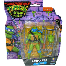Load image into Gallery viewer, Teenage Mutant Ninja Turtles Mutant Mayhem Leonardo 4.5-Inch Action Figure - Front