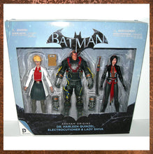 Load image into Gallery viewer, DC Arkham Origins 3 Figure Pack - Dr. Harleen Quinzel, Electrocutioner and Lady Shiver - Gallery