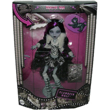 Load image into Gallery viewer, Monster High Reel Drama Clawdeen Wolf Doll HKN28 Front of box