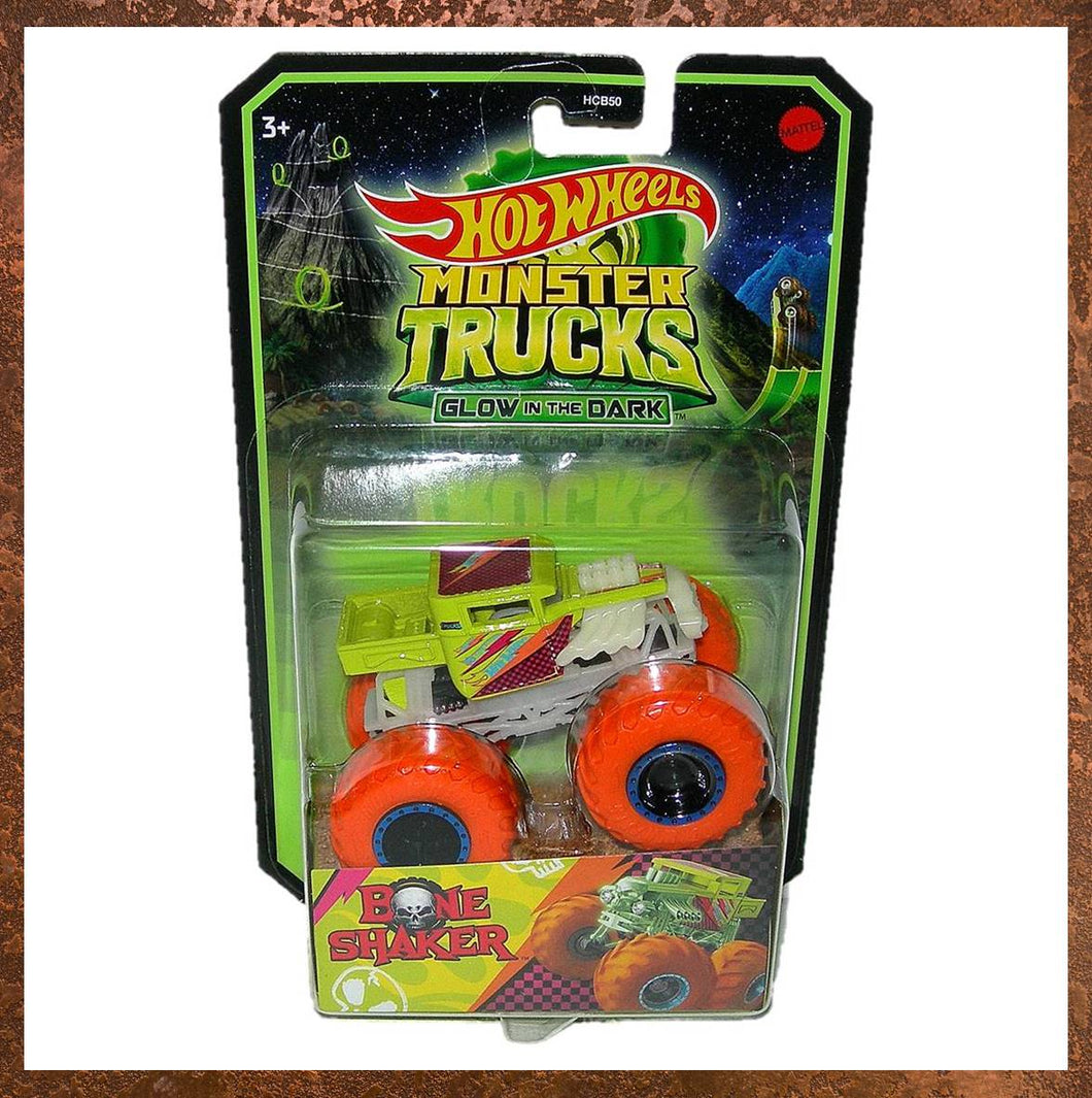 Hot Wheels Monster Trucks Glow In The Dark Bone Shaker HCB55 - Gallery