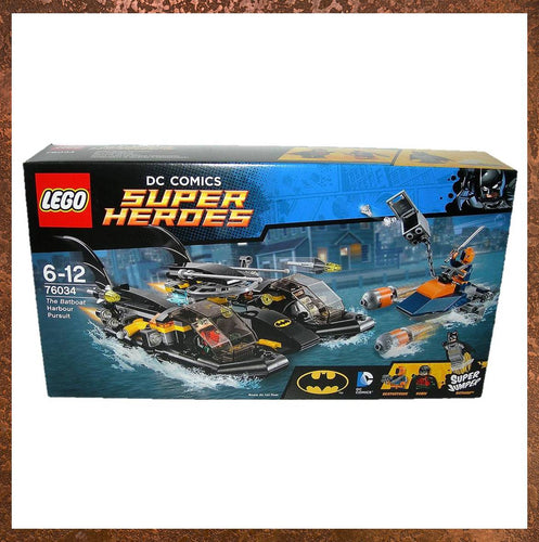 LEGO 76034 DC Batman Batboat Harbour Pursuit - Gallery