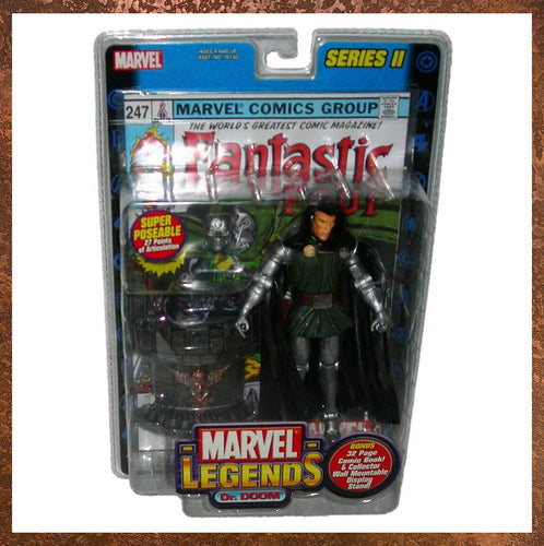 Toybiz Marvel Legends 6-inch Series 2 Dr Doom with comic - Gallery